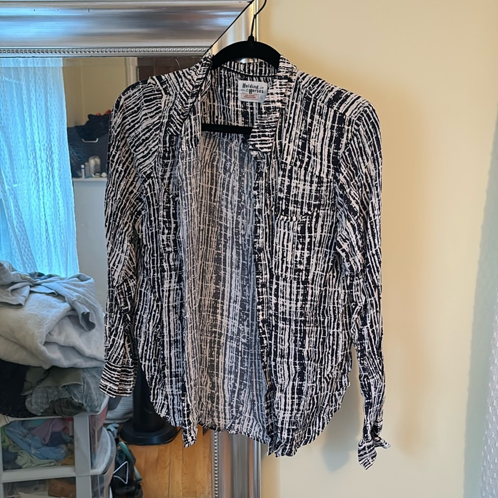 Navy and white long sleeve blouse.